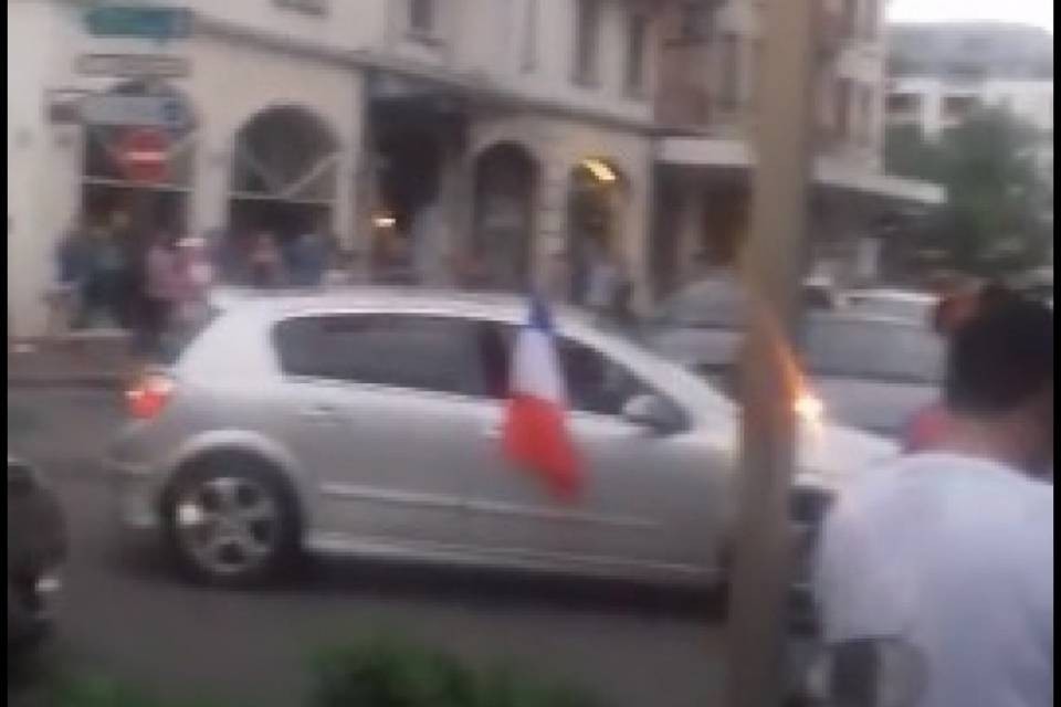 Mondiali: si tuffa in un canale e muore
