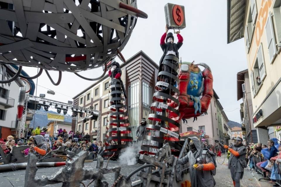 "Sosteniamo il carnevale di Biasca"