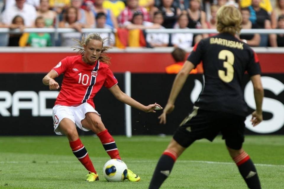 Norvegia, stessa paga per uomini e donne