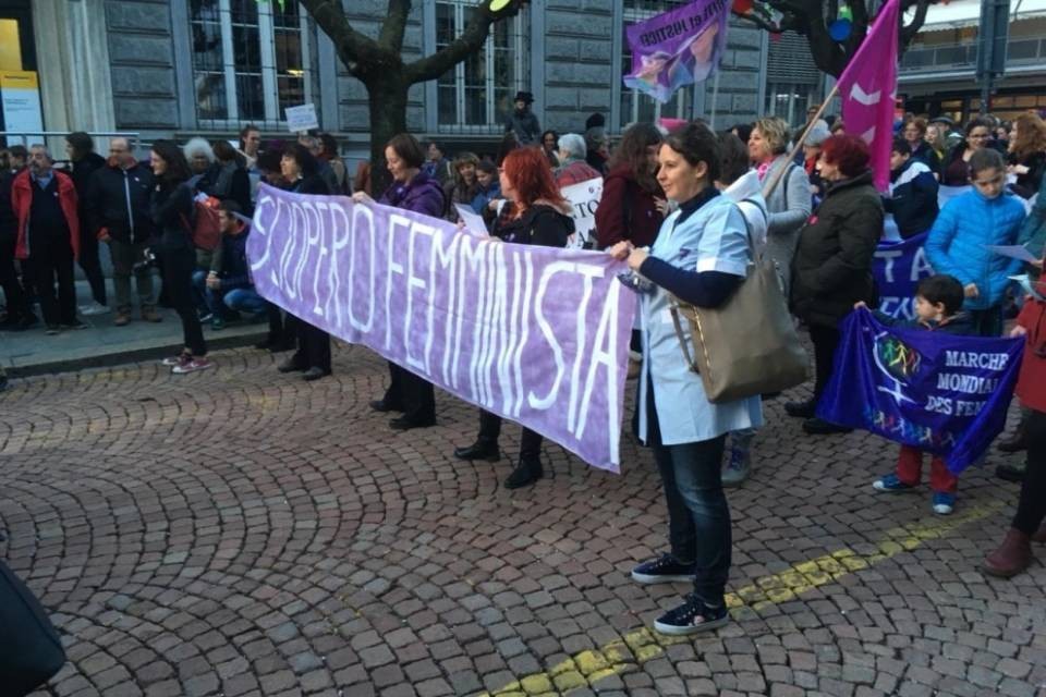 Bellinzona, tutte in strada per un 8 marzo femminista