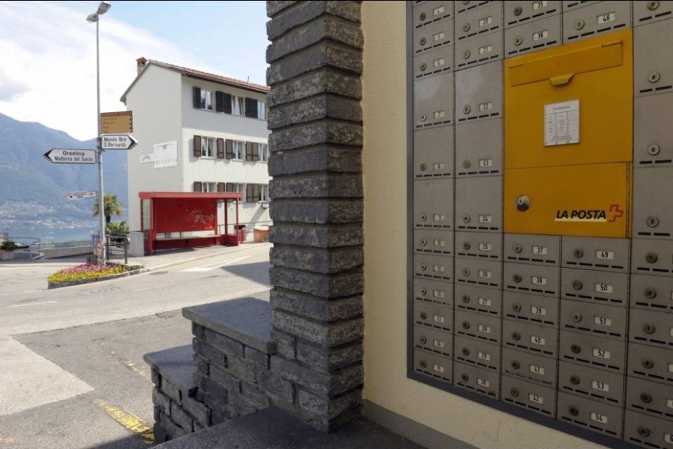 Ricevi meno di 3 lettere al giorno? Allora paghi