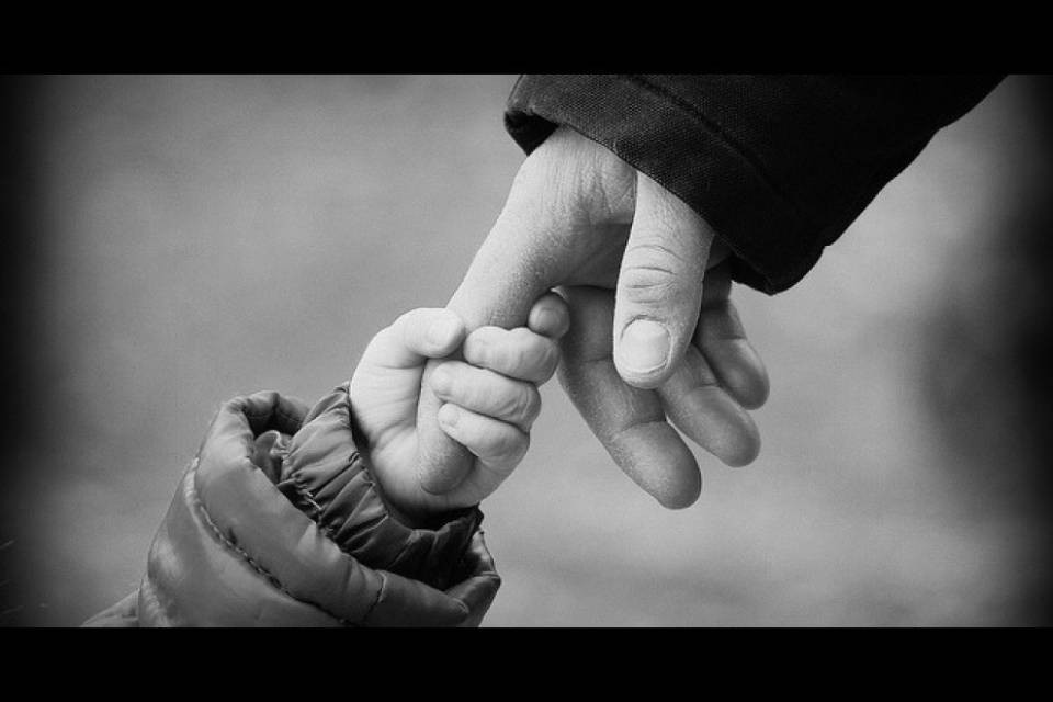 Italia: no a riconoscimento a figli di due padri