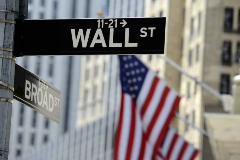 Wall Street chiude negativa, Dj -0,97%, Nasdaq -1,87%