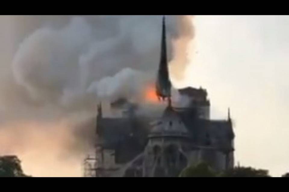 Notre-Dame, zone con residui di piombo chiuse al pubblico