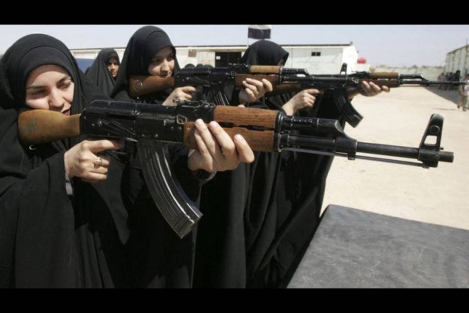 220 donne francesi nell'Isis