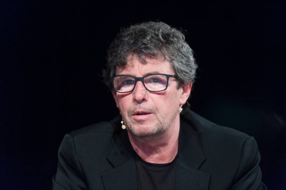 "Una società che non è ipocrita deve raccontarsi"