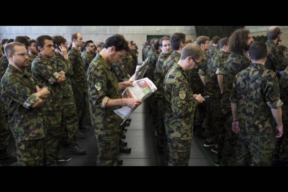 L'esercito si prepara all'emergenza migranti