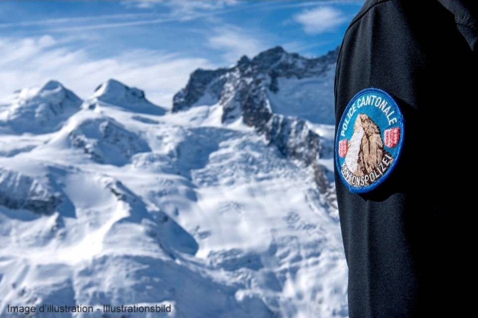Scivola in un dirupo, muore escursionista