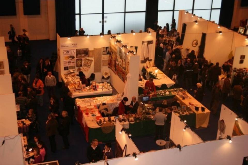 "Occhio agli acquisti ad Artecasa"