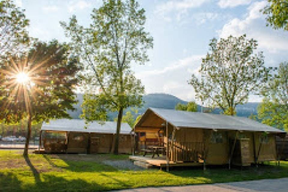 Campeggi: cifre da primato in Svizzera, flessione in Ticino