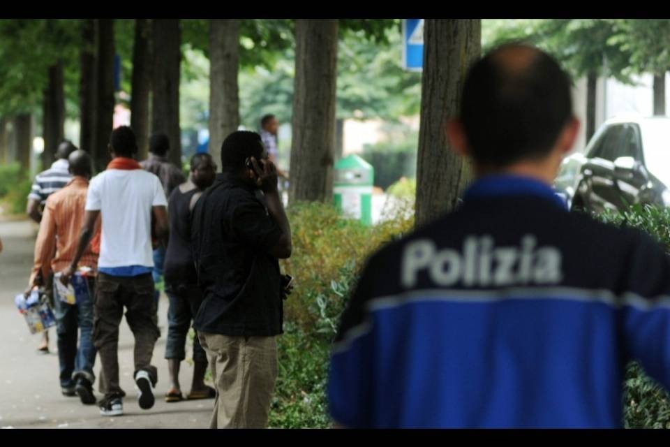 Asilo revocato per viaggi in patria: 189 casi nel 2015