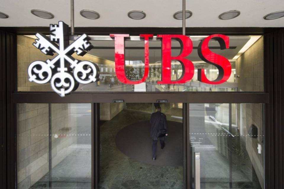 Sotto inchiesta un dipendente UBS, sparito mezzo milione