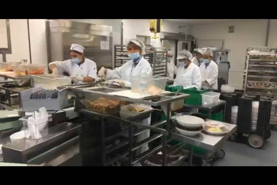 Come si cucina in ospedale? I (sorprendenti) segreti dello chef!