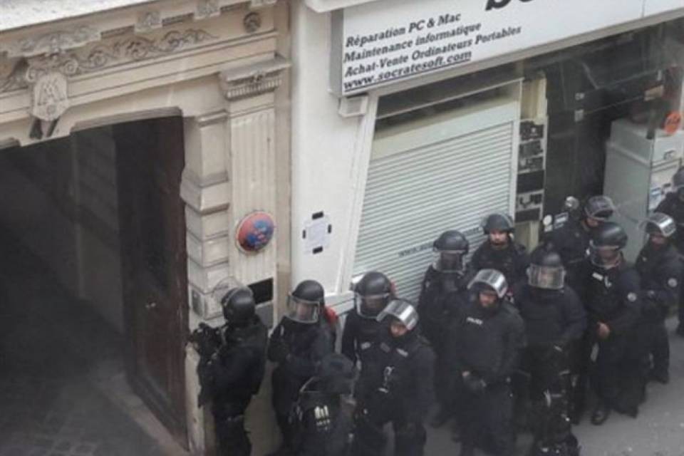 Presa d'ostaggi a Parigi, arrestato il sequestratore