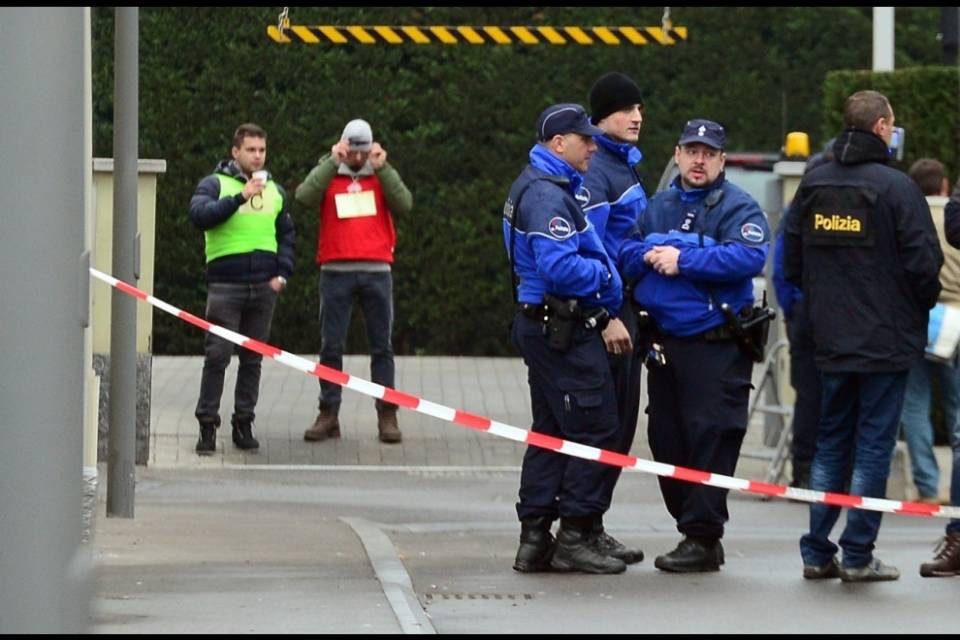Via Odescalchi, i 5 restano in carcere