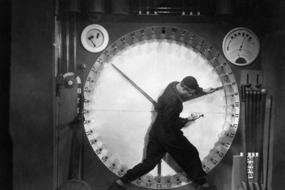 Stanotte si dorme un'ora in più