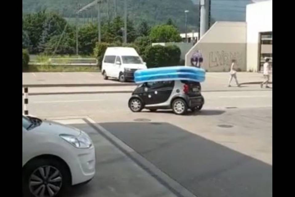 "Ci sta in macchina? Tranquillo, puoi portarla a casa subito"