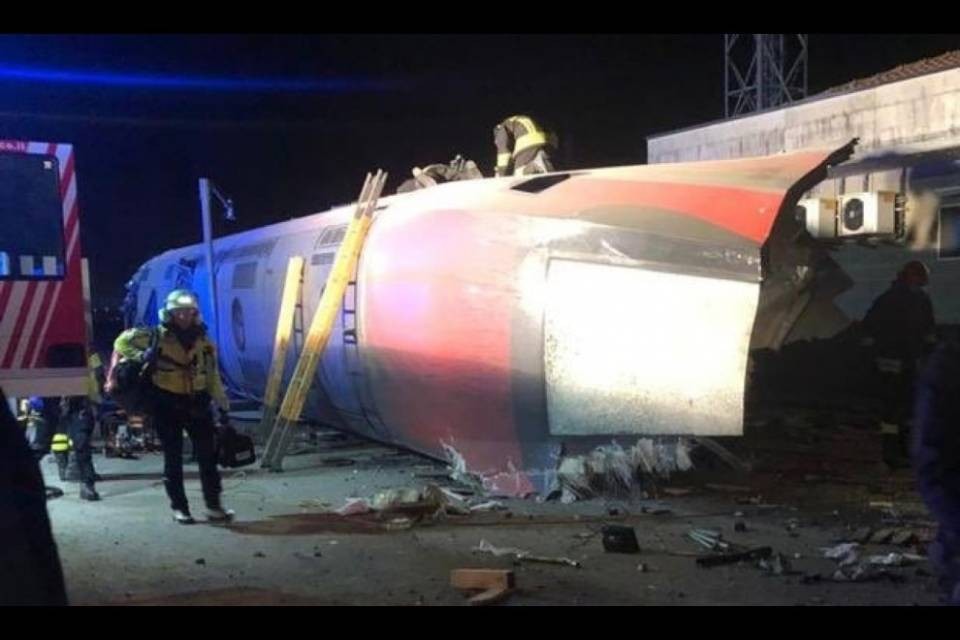 Frecciarossa deragliato: indagati 5 operai