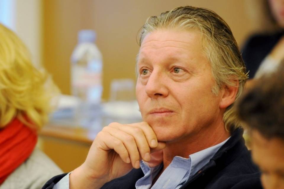 Bissone, il sindaco si dimette