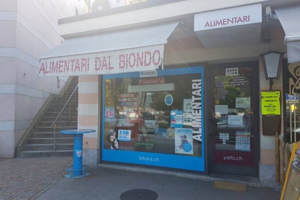 Ponte Tresa: addio al "Biondo"