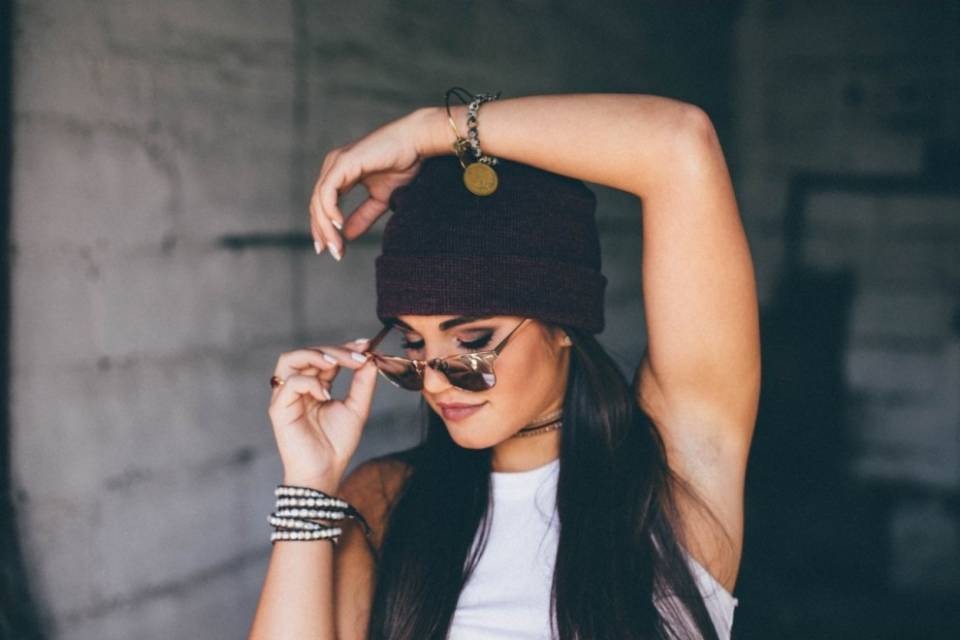 Gli accessori sono i migliori delle donne: i must have di questa stagione