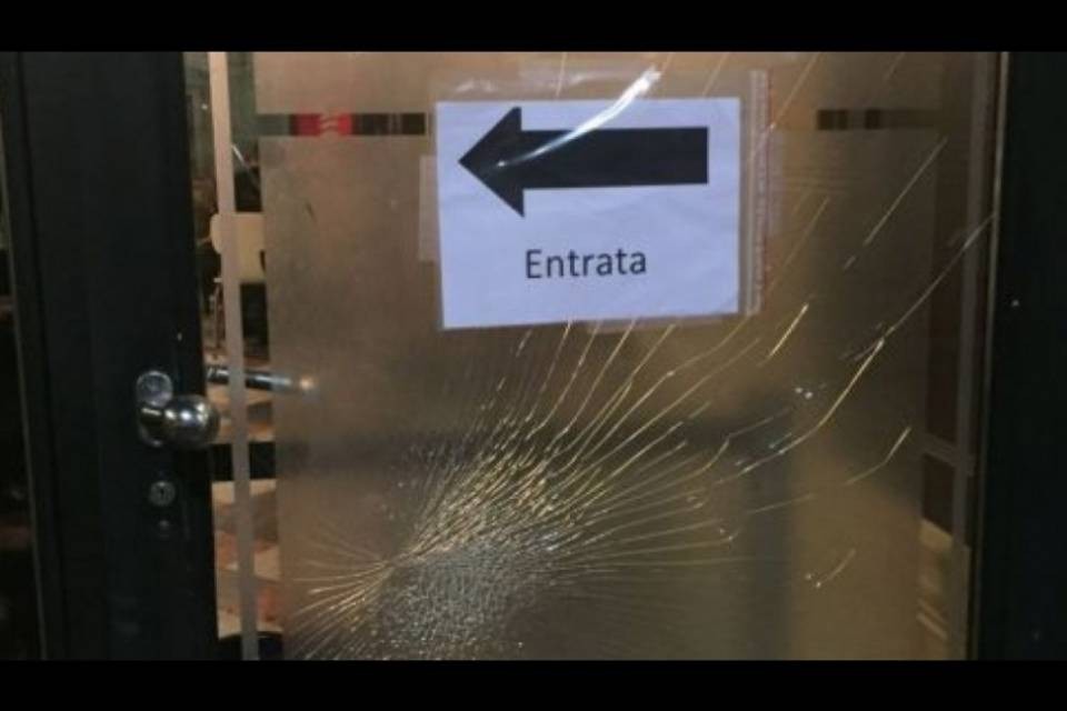 Lugano: fermati due tifosi del Basilea
