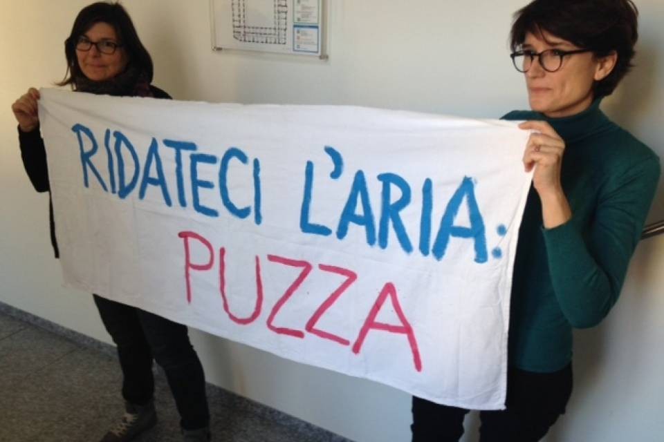 Le mamme irrompono a Bellinzona
