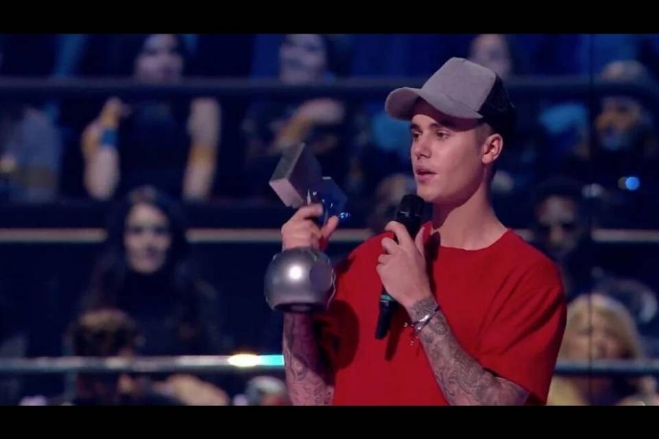 Mtv Ema, Bieber conquista Milano