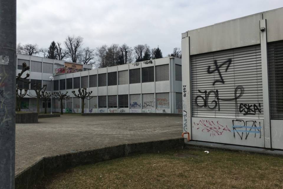Degrado al liceo di Mendrisio, previsto un nuovo stabile