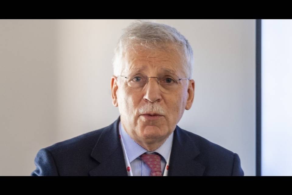 Lanzavecchia: "Il vaccino arriverà fra un anno"