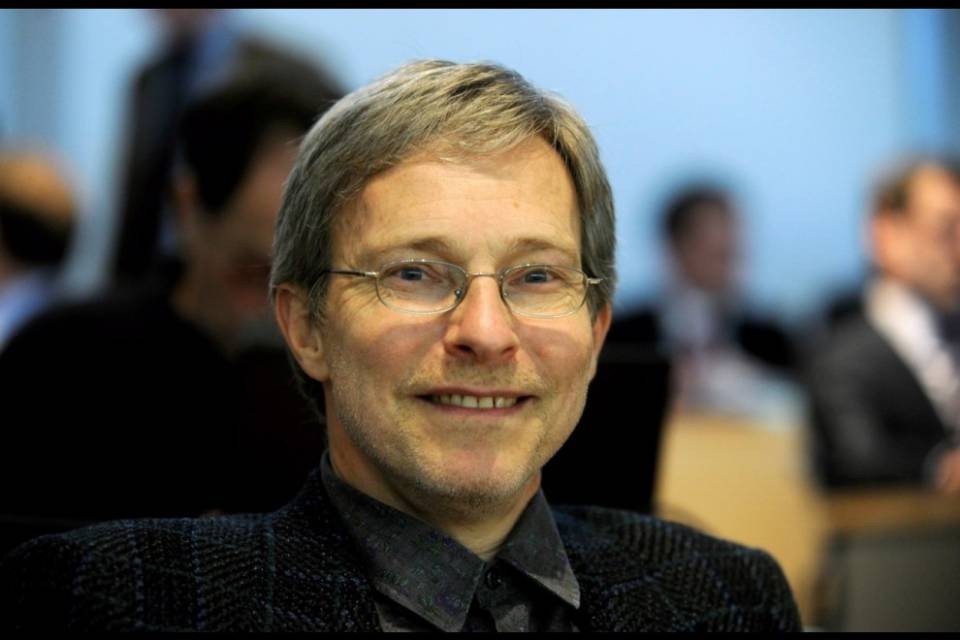 "Compodino continua a operare abusivamente"