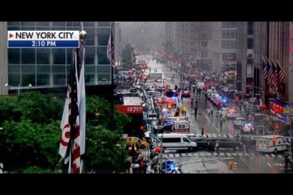 Manhattan, identificato il pilota dell'elicottero