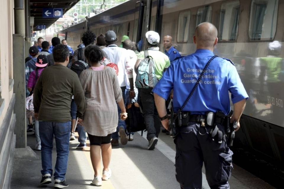 Costi dei rifugiati, no a maggiori contributi da Berna