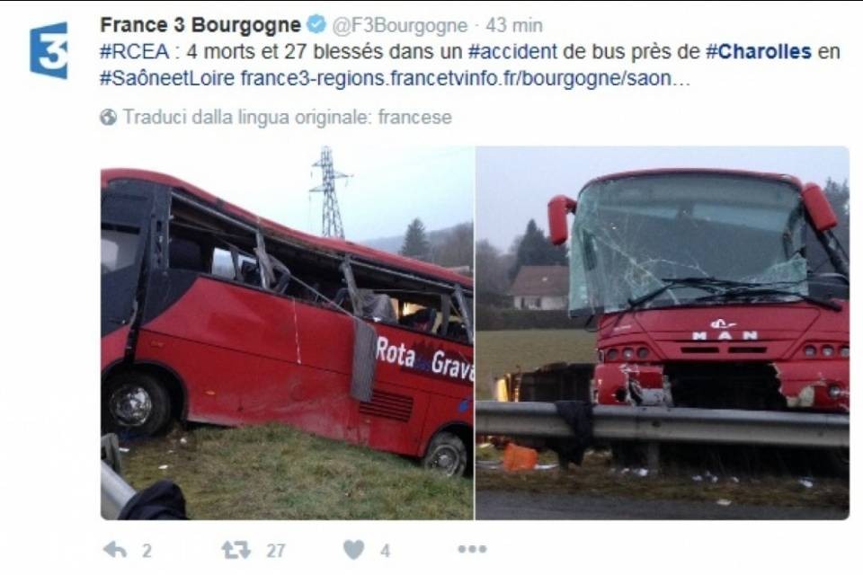 Bus diretto a Friborgo esce di strada: 4 morti