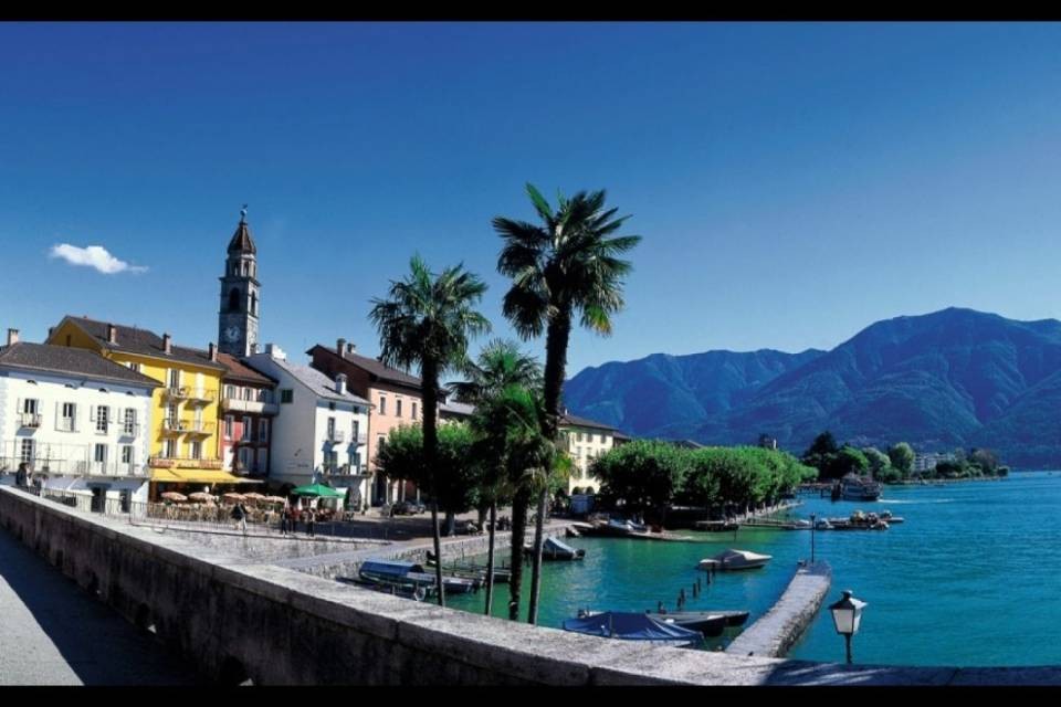 Un cast stellare sulle rive del Verbano