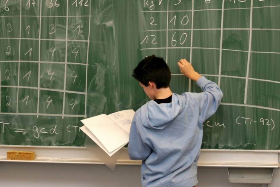 Gli studenti ticinesi fanno meglio dei connazionali