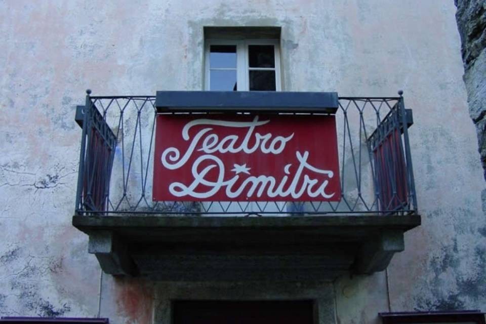"Il teatro è luogo d'incontro e di scambio, oltre che di cultura"