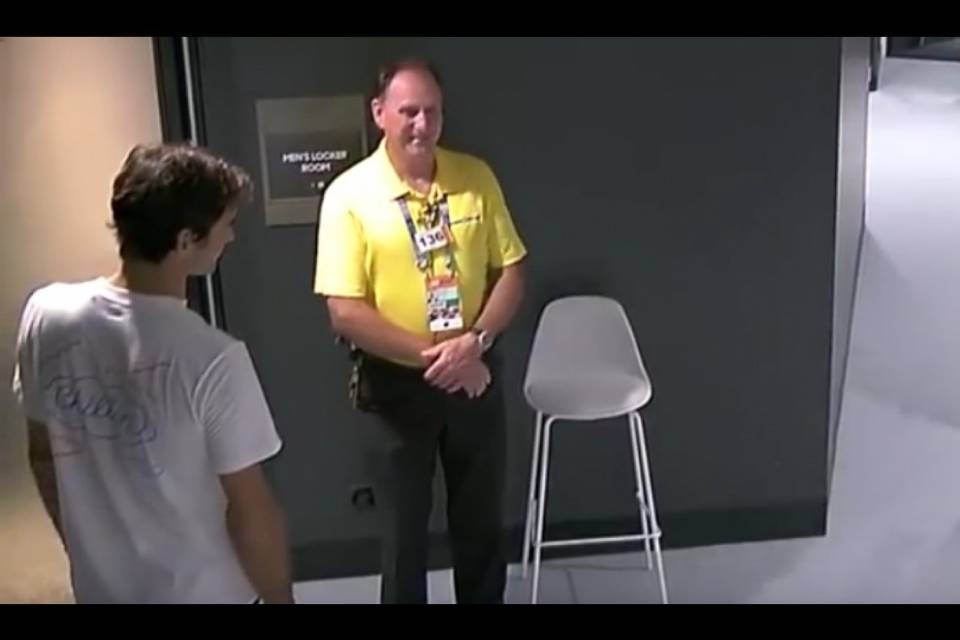 Roger, altolà!