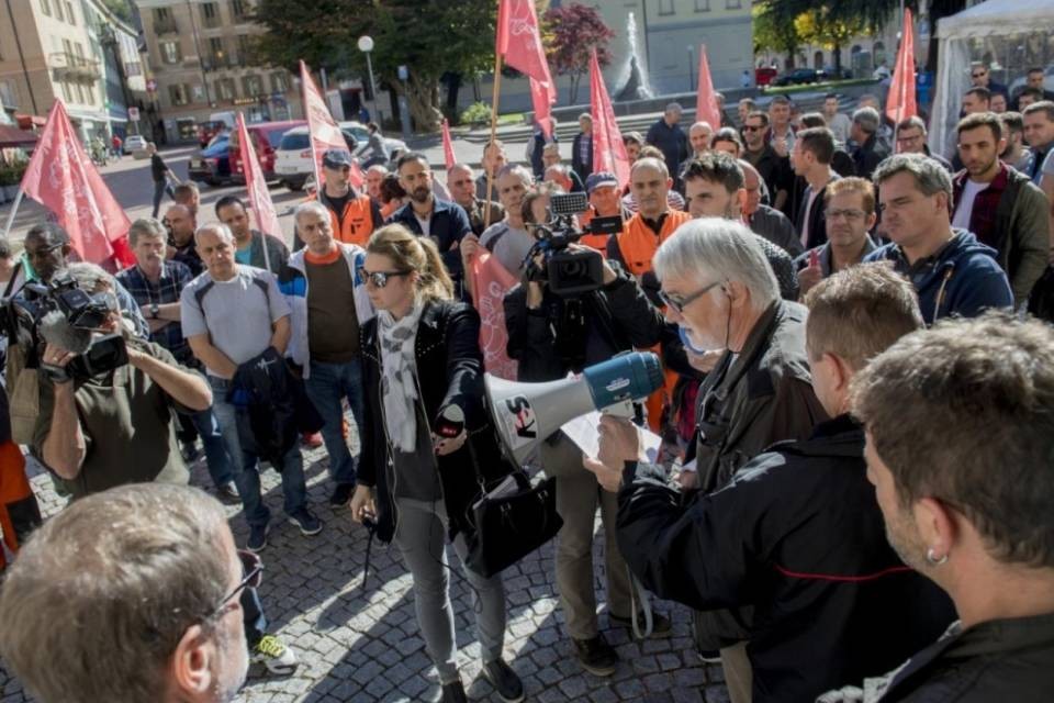 347 firme per le Officine