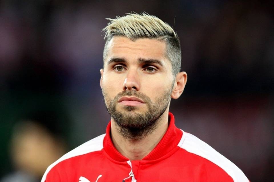 Lesione al bicipite femorale della coscia per Valon Behrami