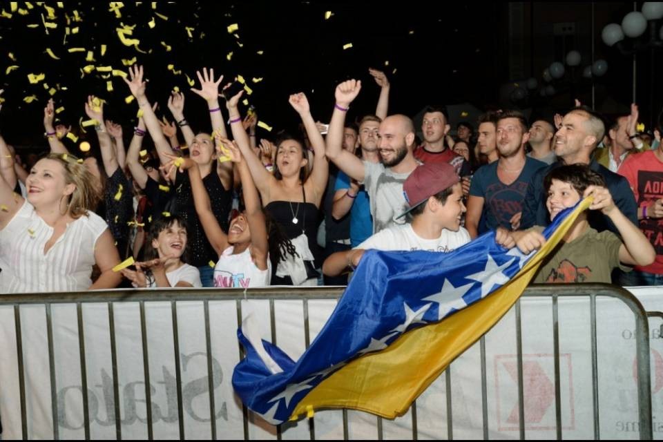 La Bosnia chiede l'adesione all'UE