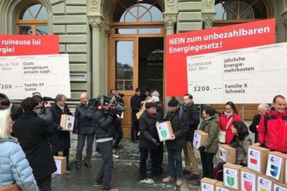 Si vota contro la Strategia energetica 2050