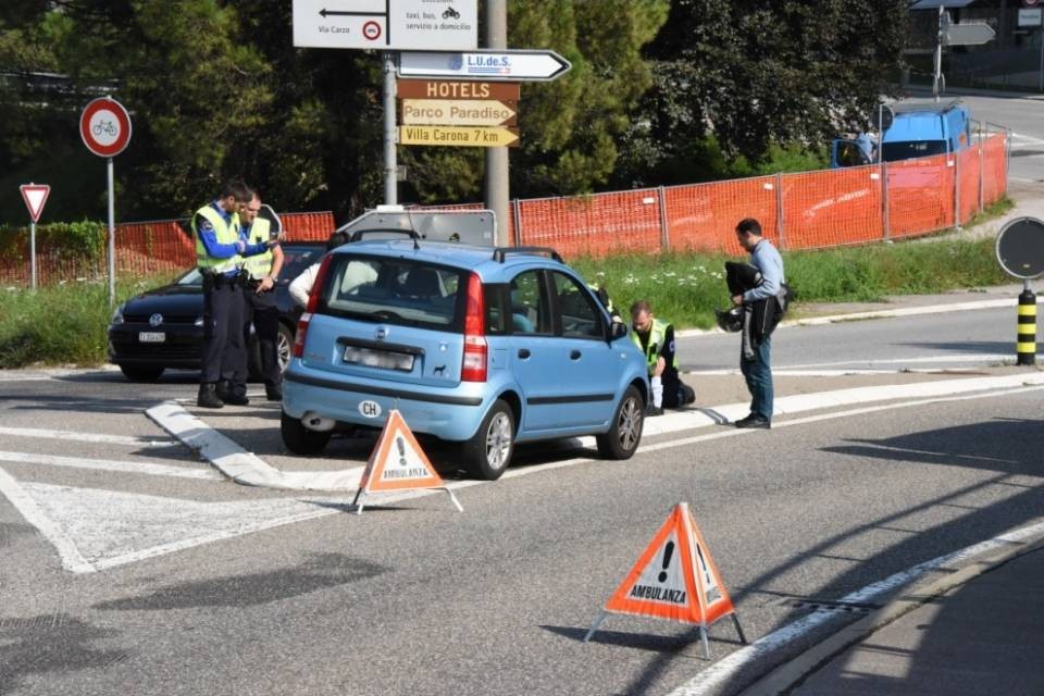 Incidente a Pazzallo, centauro ferito