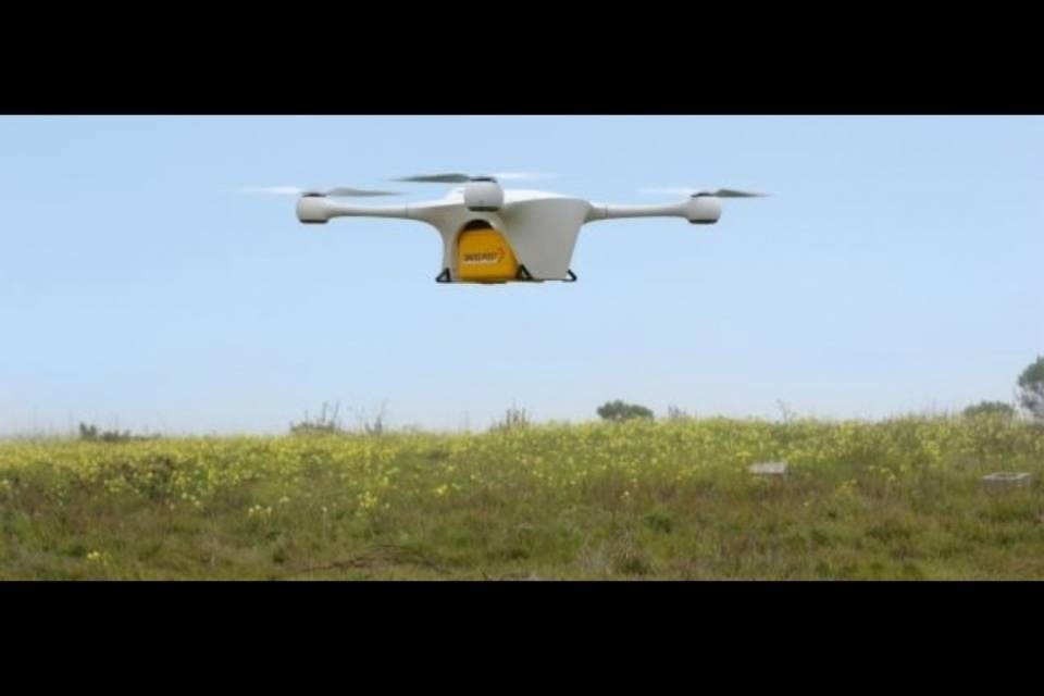 Cade un drone della Posta, fermi anche i voli a Lugano