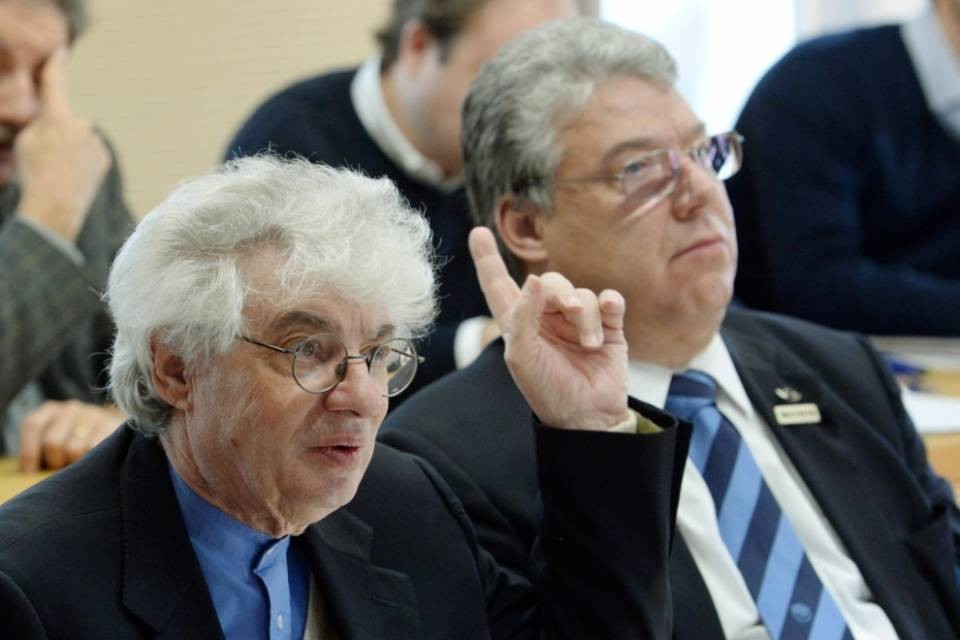 Nuova Valascia, tutto fermo