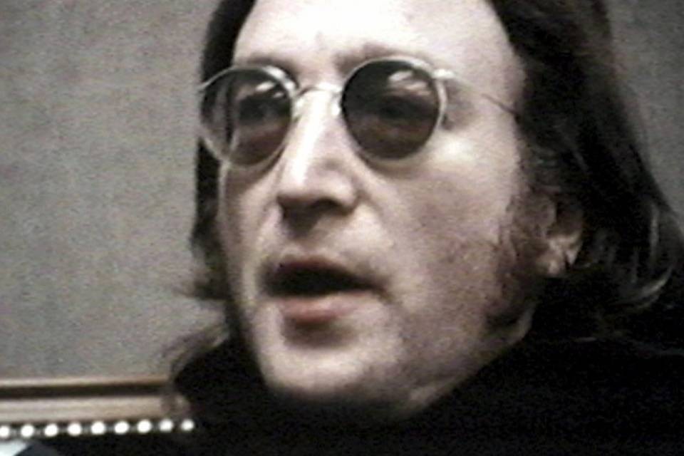 35mila dollari per una ciocca di capelli di John Lennon