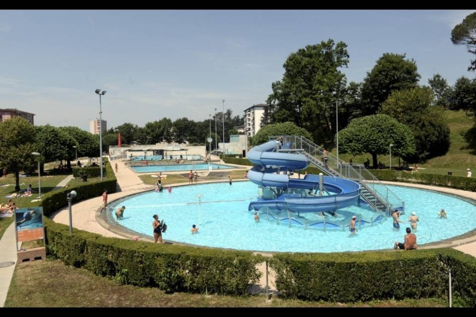 Piscina di Chiasso, presto si cambia?