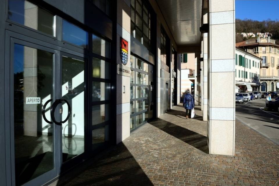 Bufera politica a Ponte Tresa