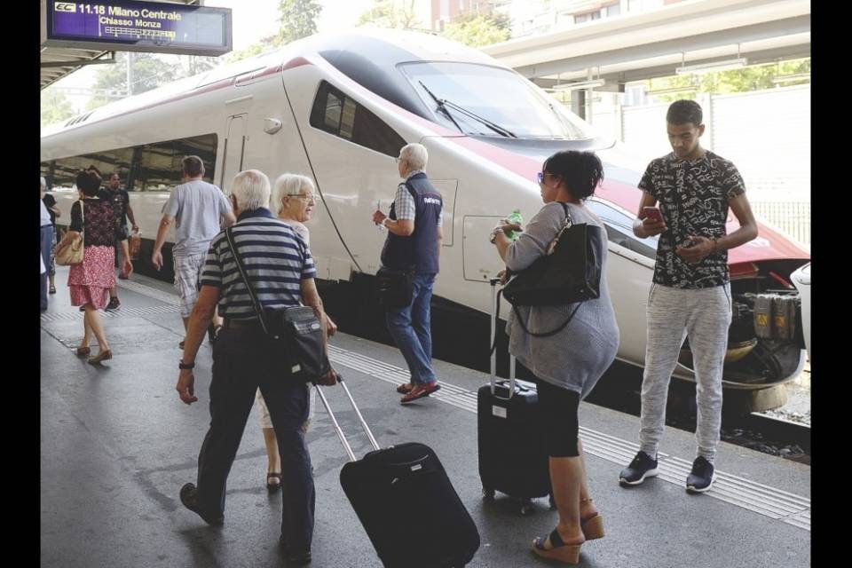 Pasqua, 45mila posti in più sui treni