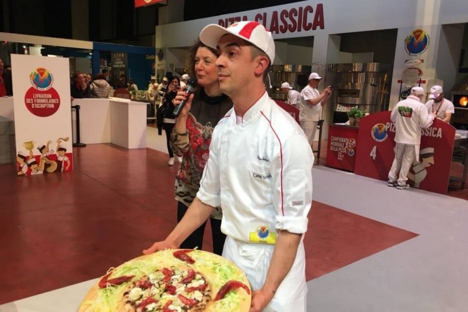 Un ticinese ai mondiali della pizza: "Gamberi, cipolle e... aceto"